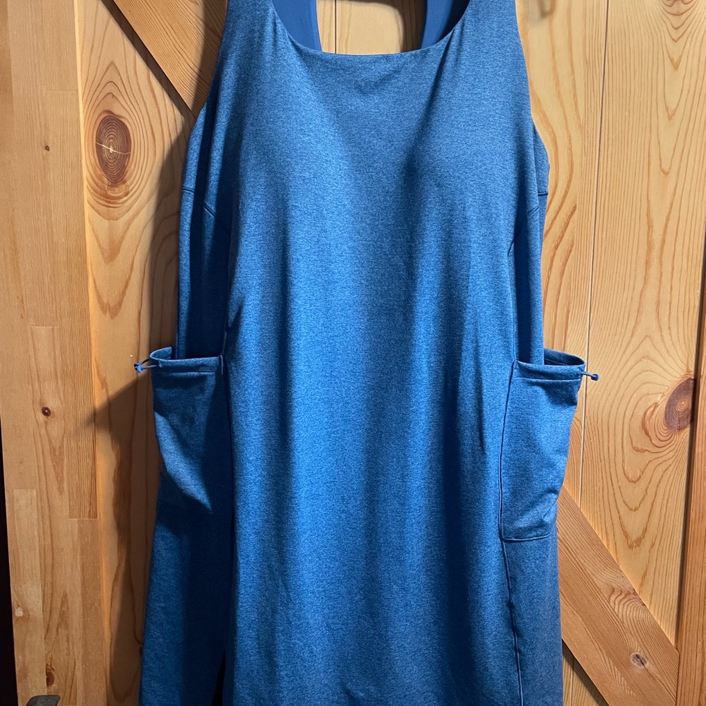 Duluth Trading Co Teal-Blue Sleeveless Tank with Side Pockets